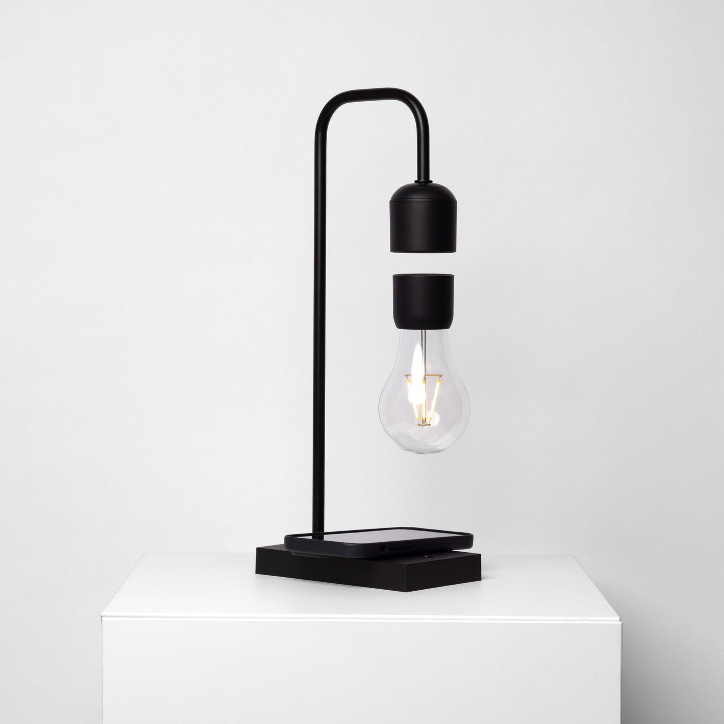 Minimalistische LED Plafondlamp met Draadloze Oplader en Zwevend Ontwerp – 8W Energiezuinig Verlichting