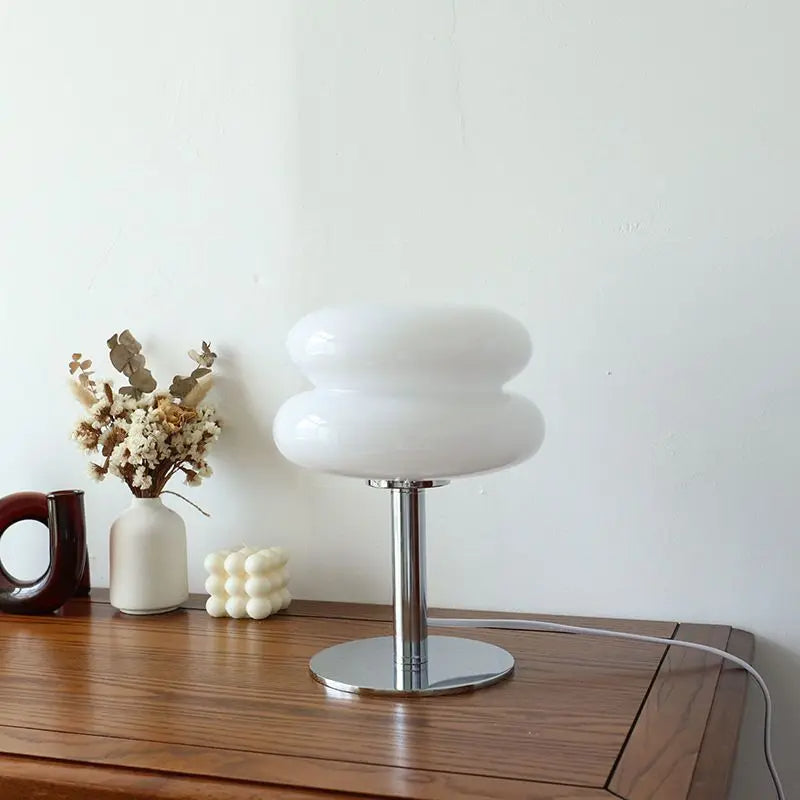 Tafellamp Italiaanse Stijl van Metaal en Glas – Modern Design voor Woonkamer en Kantoor, 20x28 cm