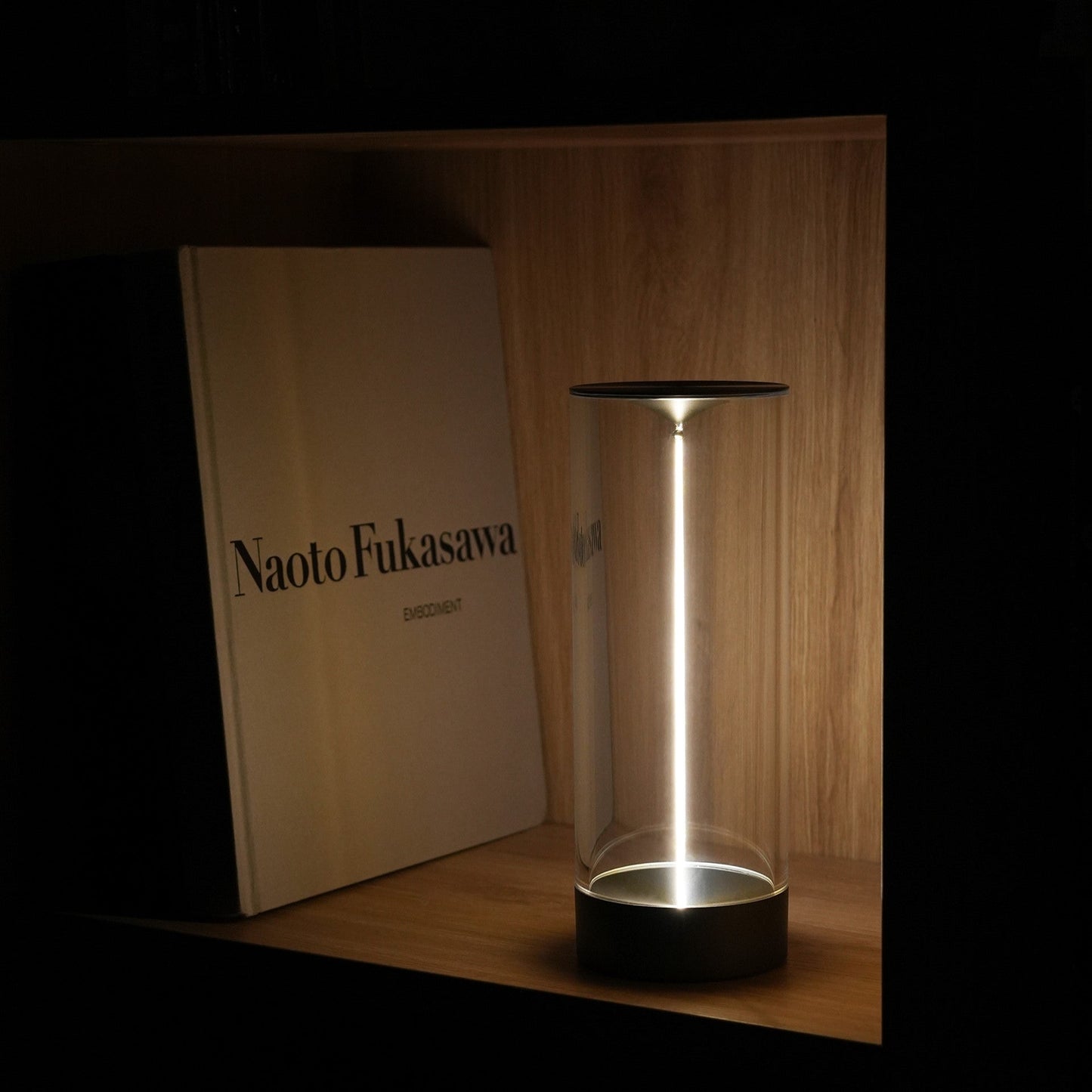 Snoerloze Oplaadbare Lamp met Aanraakgevoelige Bediening en Inklapbaar Snoer – Dimbaar Design voor Flexibele Verlichting