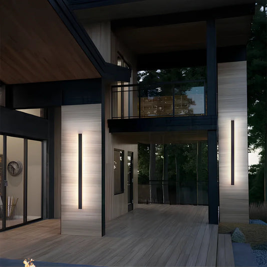 Modern Outdoor Wall Lamp made of Wrought Iron and Aluminum with LED Lighting – Weatherproof and Durable Design