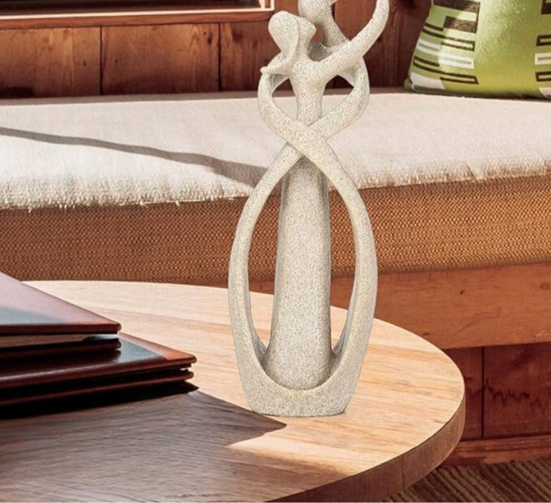 Abstract Beeldje van Eeuwige Omhelzing – Tijdloos Liefdes Symbool in Wit met Gouden Accenten, 20 cm Hoog 4