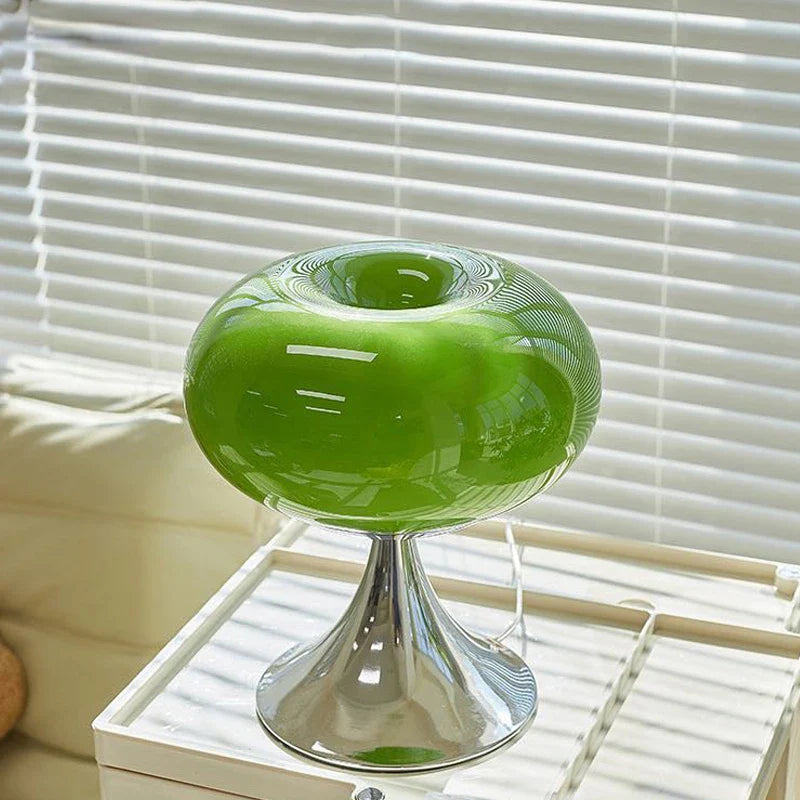 Antieke Tafellamp met Appelvorm en Vintage Charme – Witte en Groene Glazen Afwerking 2