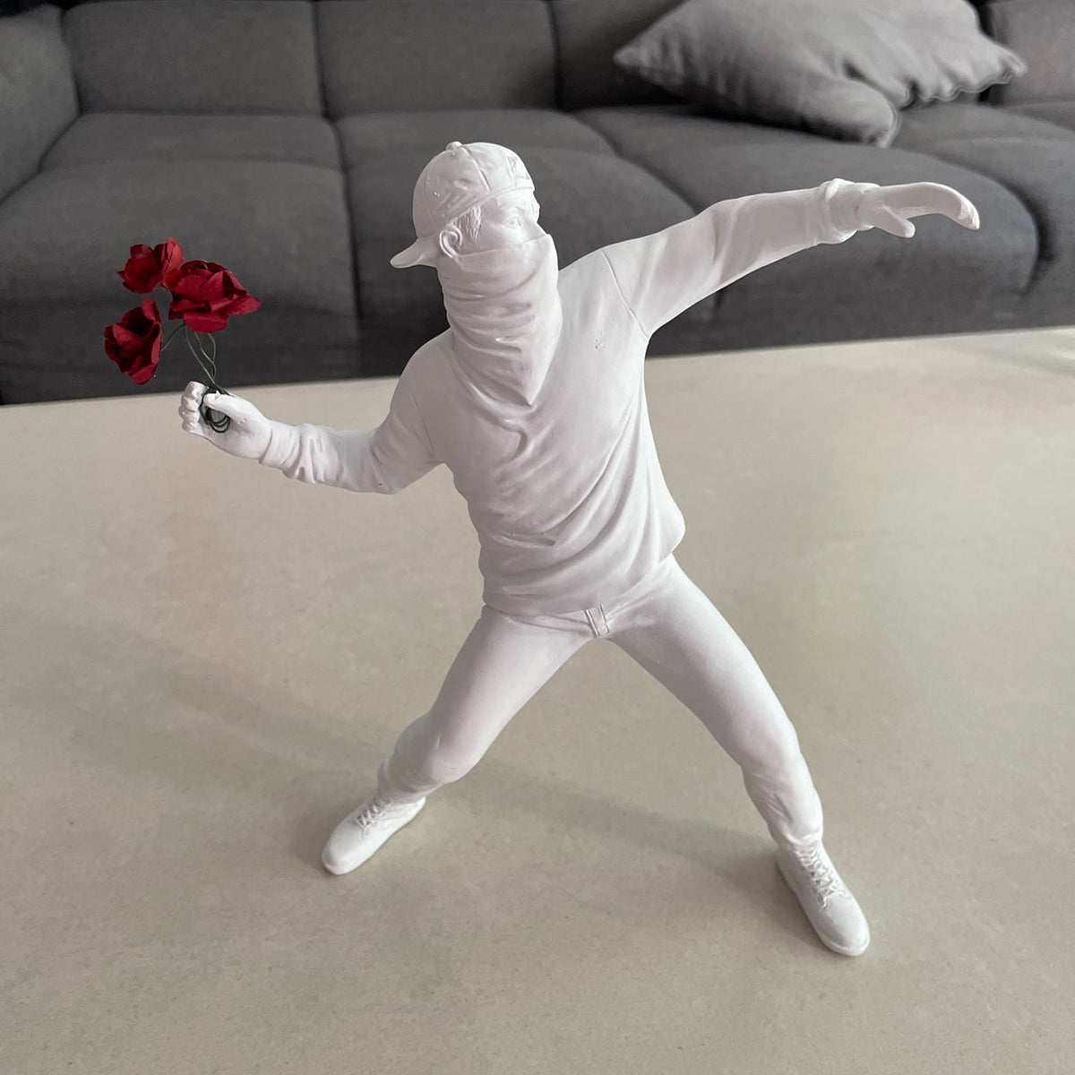 Banksy Flower Rioter Kunstwerk – Uniek Decoratief Stuk voor Thuis 3