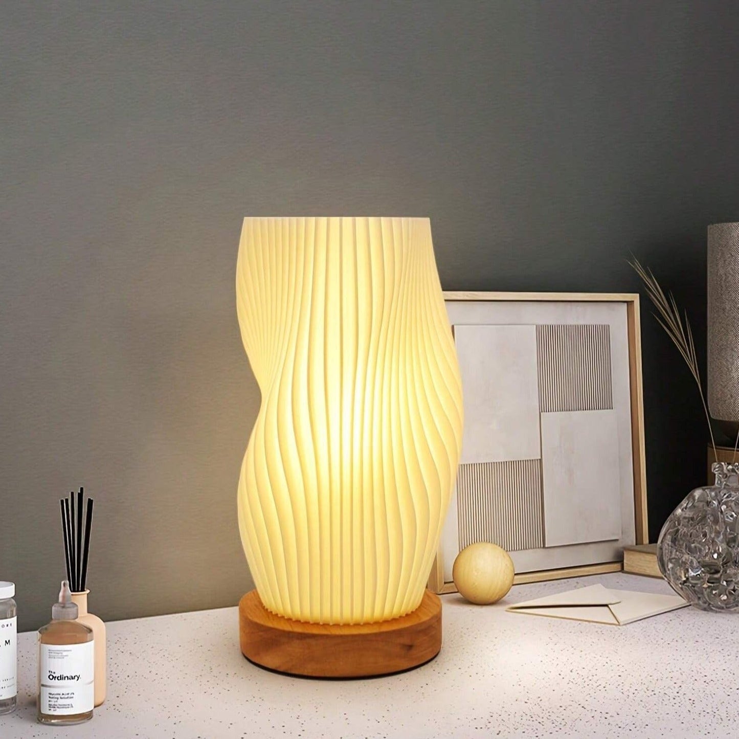Dimbare Hanglamp Wavecrest met USB-aansluiting en Twee Verlichtingstinten – Modern Metaal en ABS Design 5