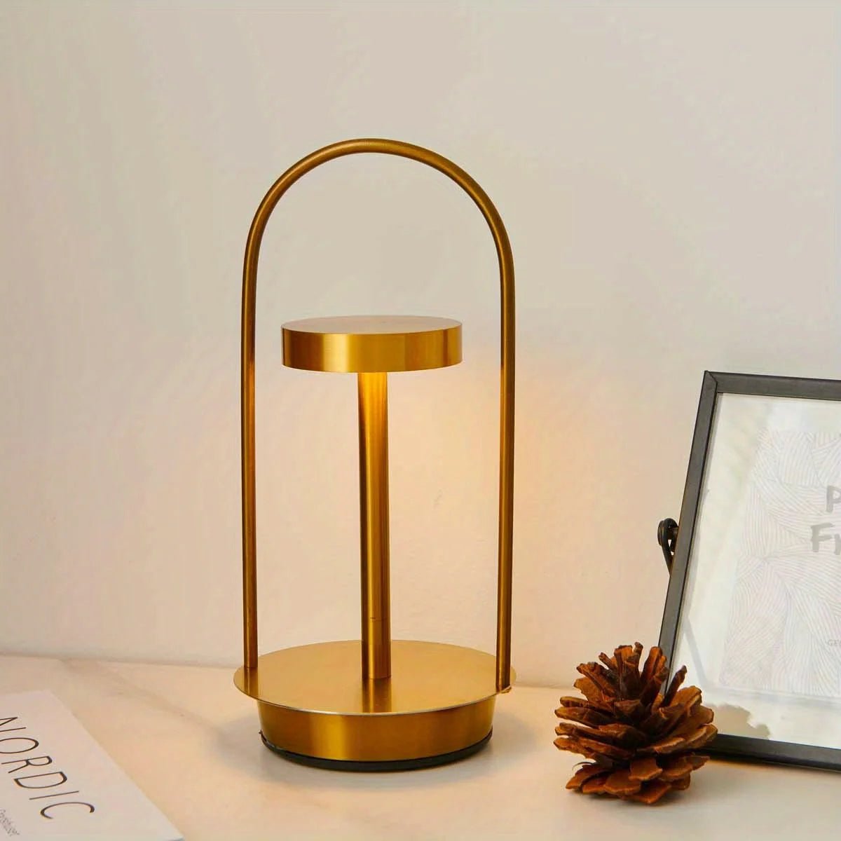 Dimbare LED-tafellamp Estraglo – Draagbaar en Modern Design met USB Voeding 0