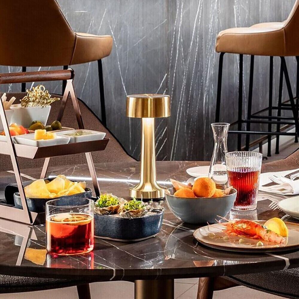 Dimbare Oplaadbare Tafellamp met LED Verlichting – Elegante Batterijlamp voor Cafés en Thuisgebruik 3