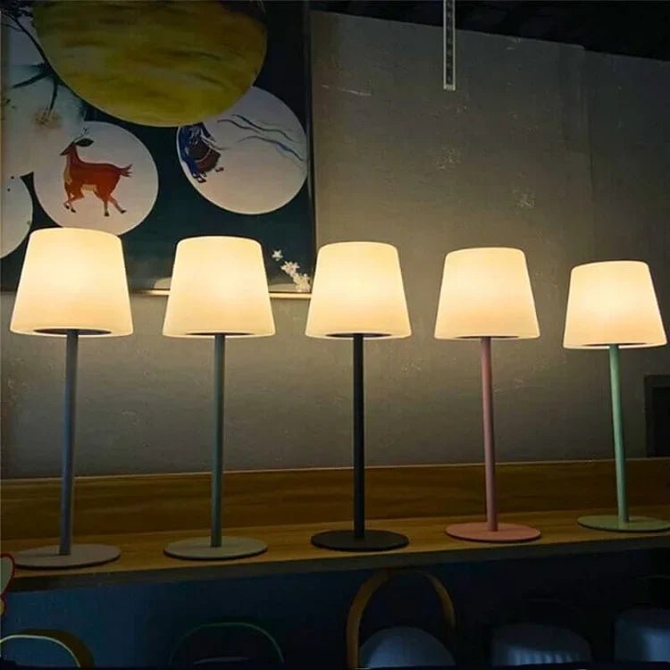 Draadloze LED Tafellamp met 16 Lichtkleuren en Oplaadbare Functie – Modern Design 1