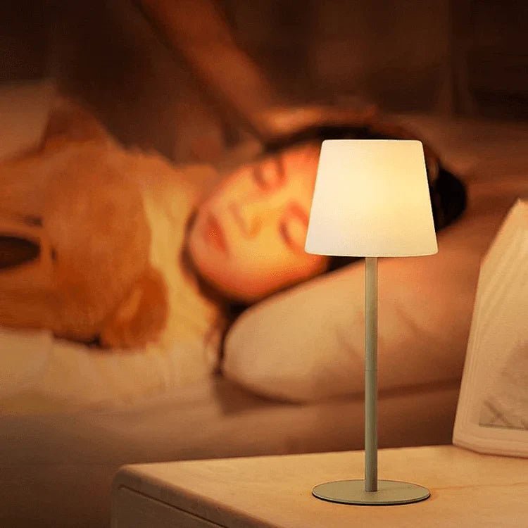 Draadloze LED Tafellamp met 16 Lichtkleuren en Oplaadbare Functie – Modern Design 4