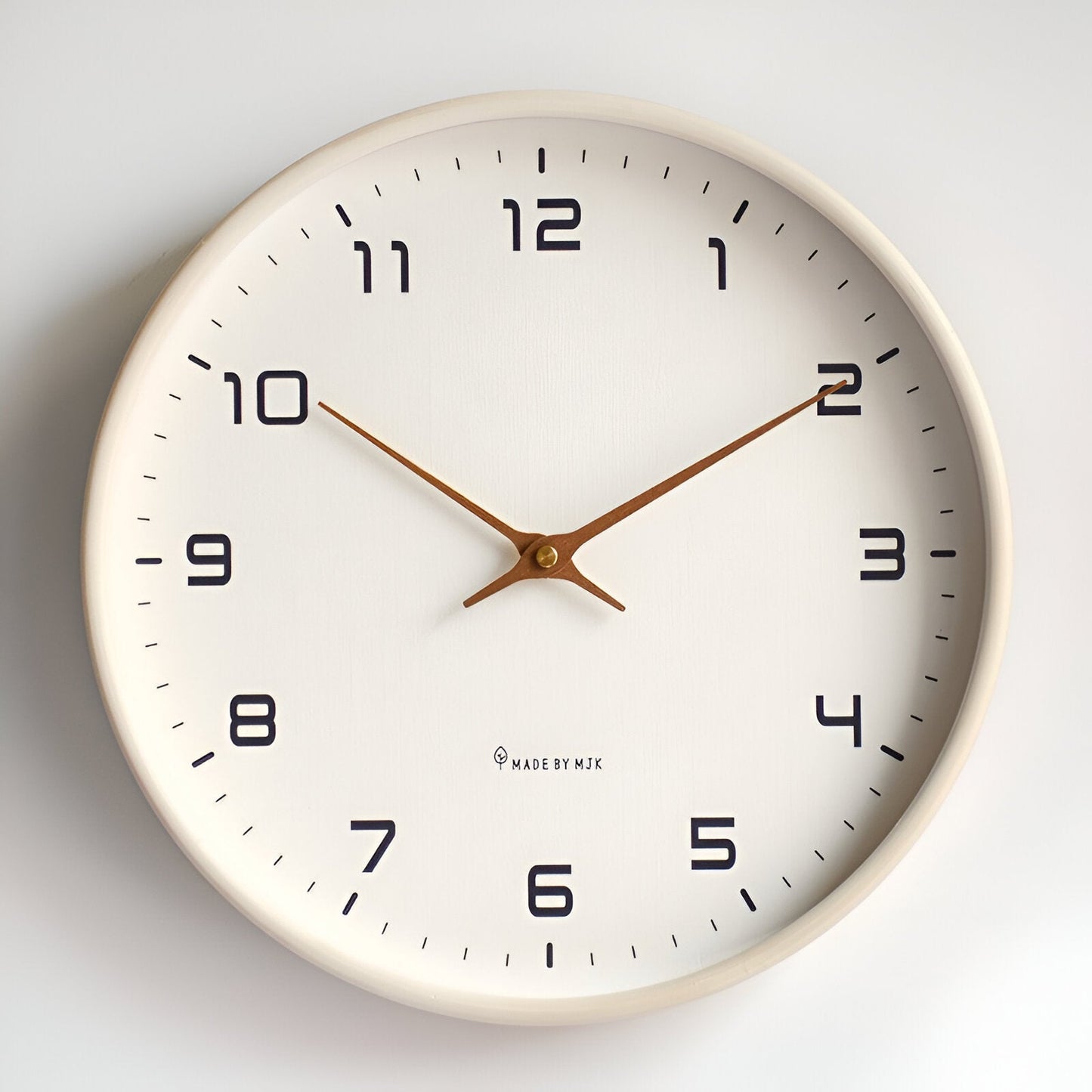 Elegante Houten Wandklok van 30 cm met Minimalistisch Ontwerp en Nauwkeurig Kwartsmechanisme 7