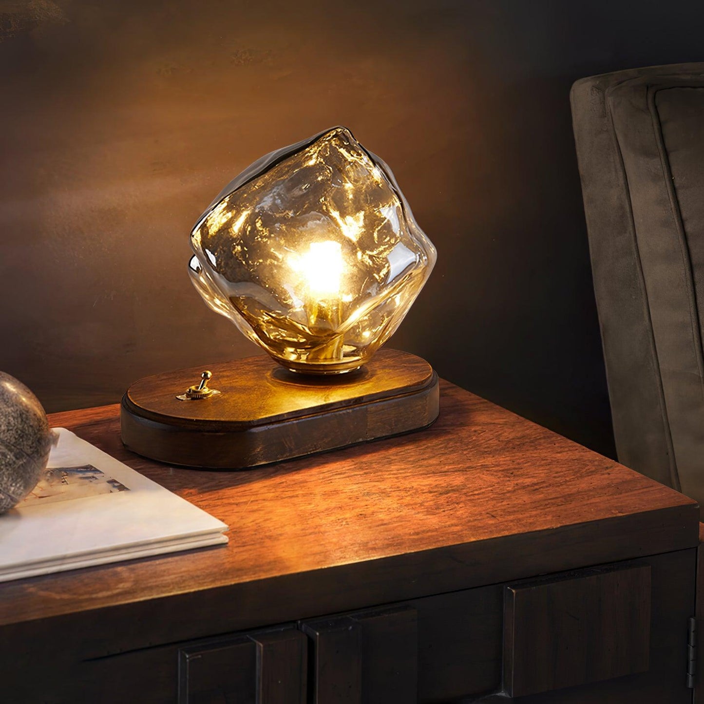 Glas Tafellamp met IJssteen Ontwerp – Elegante Verlichting voor Woonkamers en Slaapkamers 6