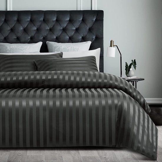 Grijs Satijnen Beddengoed Set 200 x 220 cm met Verborgen Ritssluiting en 2 Kussenslopen 80 x 80 cm 0
