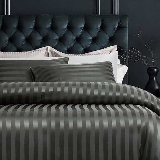 Grijs Satijnen Beddengoed Set 200 x 220 cm met Verborgen Ritssluiting en 2 Kussenslopen 80 x 80 cm 3