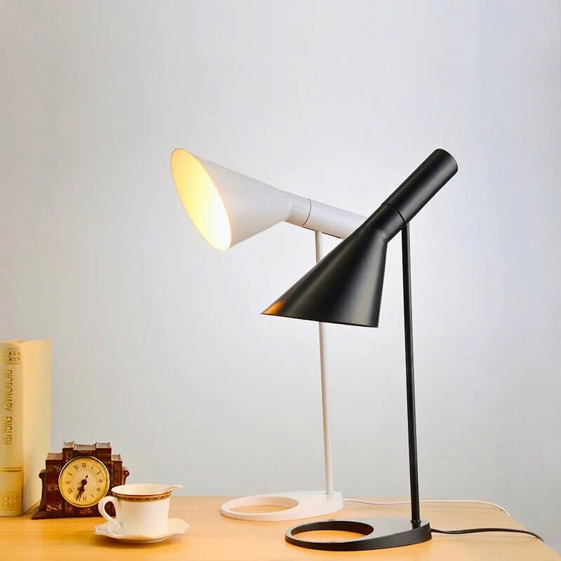 LED Minimalistische Lamp met Verstelbare Kap en Warm Licht – Geschikt voor Wand, Tafel en Vloer 2