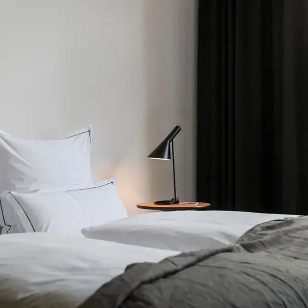LED Minimalistische Lamp met Verstelbare Kap en Warm Licht – Geschikt voor Wand, Tafel en Vloer 3
