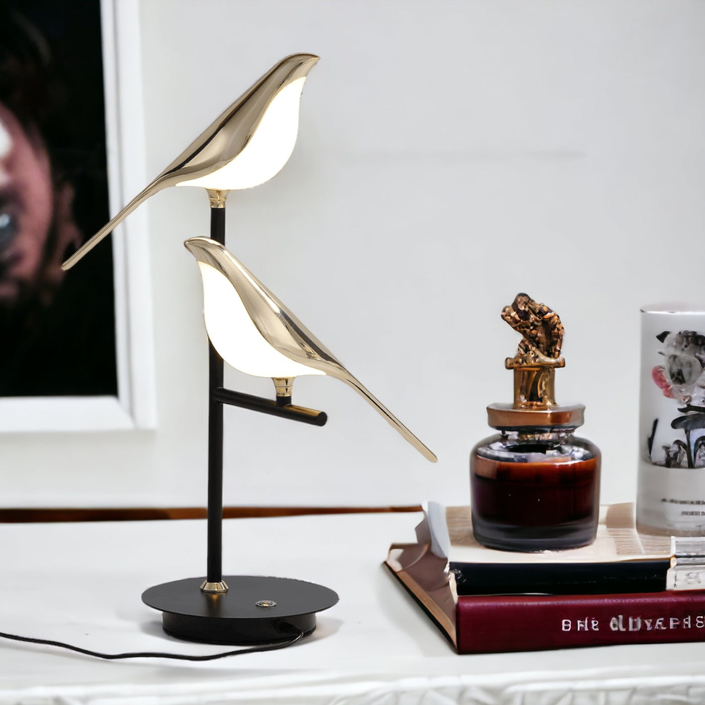 LED Tafellamp met Postmodern Gouden Vogelontwerp – Energiezuinige Verlichting voor Elke Ruimte 4
