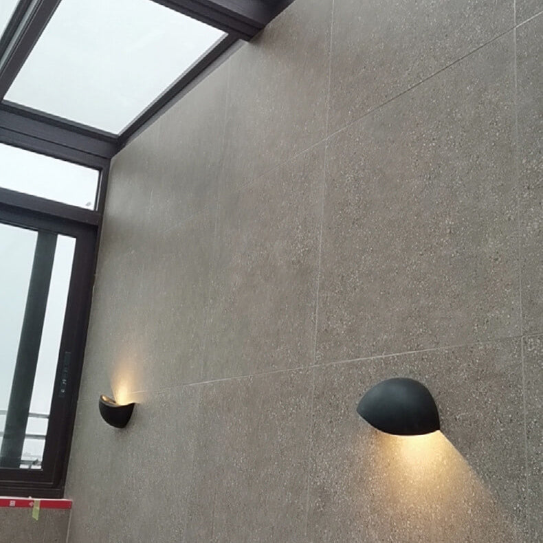 Minimalistische Halfronde LED-Wandlamp van Aluminium – Energiezuinig en Modern Ontwerp 8