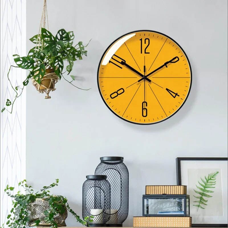 Minimalistische Wandklok met Zwart-Witte Afwerking – Stil en Duurzaam Ontwerp voor Moderne Interieurs 2