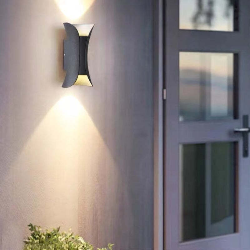Moderne LED Wandlamp voor Buiten met Waterbestendig Ontwerp en Energiezuinige Verlichting 7