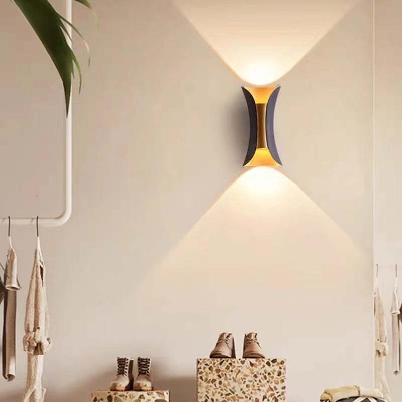 Moderne LED Wandlamp voor Buiten met Waterbestendig Ontwerp en Energiezuinige Verlichting 8