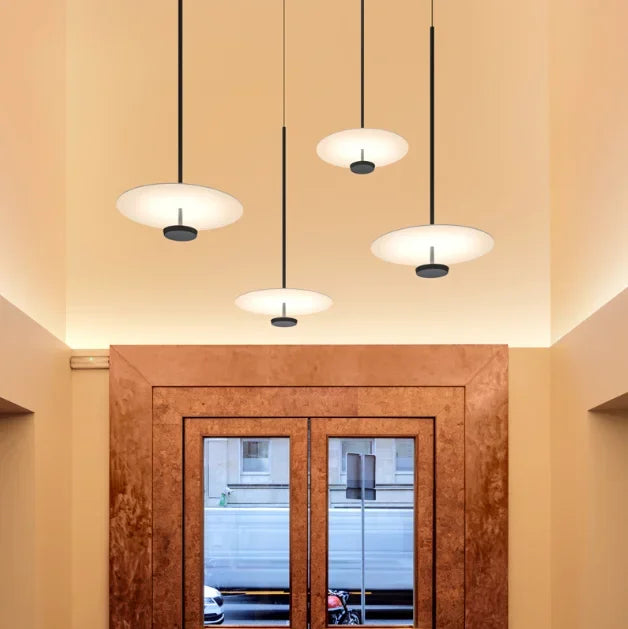 Moderne Ring Hanglamp met Minimalistisch Design – ElegantArc 1