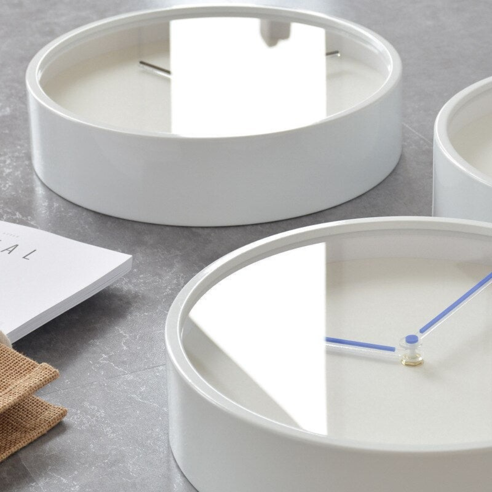 Noordse Minimalistische Wandklok in Diverse Kleuren en Maten – Modern Design voor Elegante Interieurs