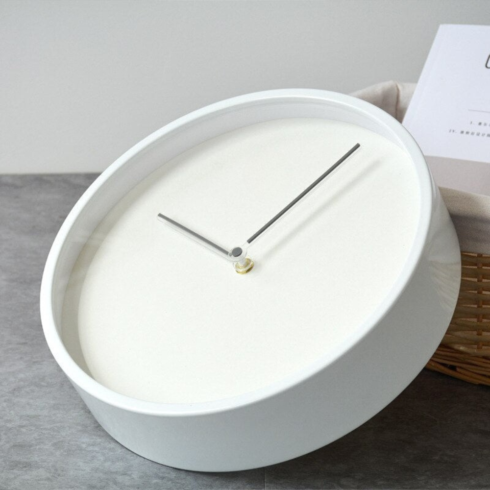 Noordse Minimalistische Wandklok in Diverse Kleuren en Maten – Modern Design voor Elegante Interieurs