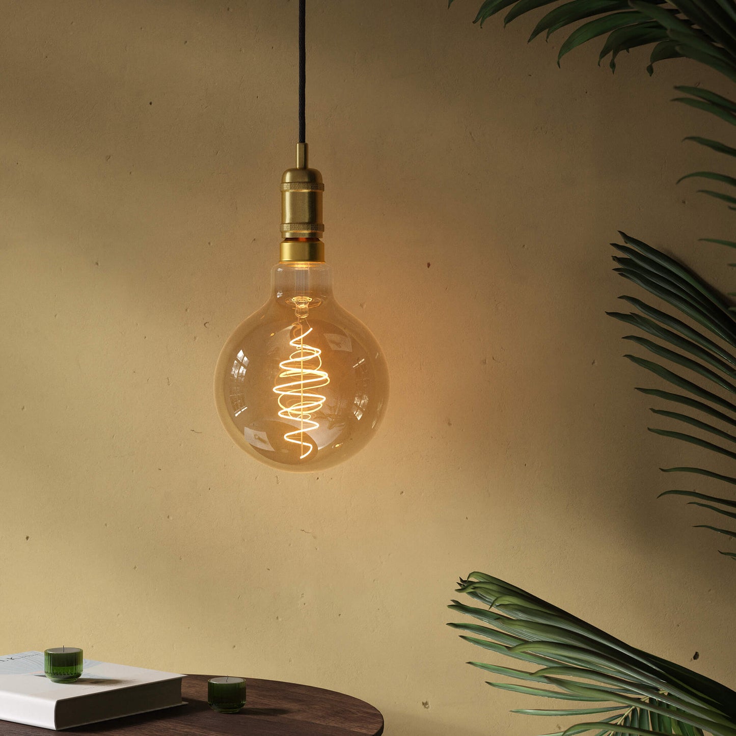 Nori G200 Dimbare LED Lamp met Gouden Glazen Bol – Warm Wit Licht, 600 Lumen, 15.000 Uur Levensduur, E27 Fitting 2