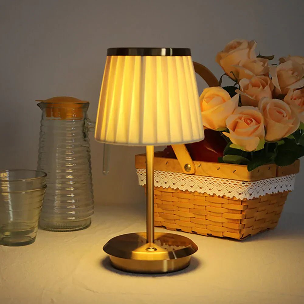 Oplaadbare Tafellamp met Dimbare LED en Aanraakbediening – Zwart en Goud Nachtkast Lampje voor Elegante Verlichting 2