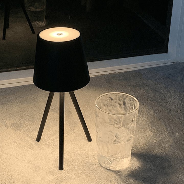 Oplaadbare Tafellamp op Statief met LED en Dimbare Touchfunctie – Modern Minimalistisch Ontwerp 2