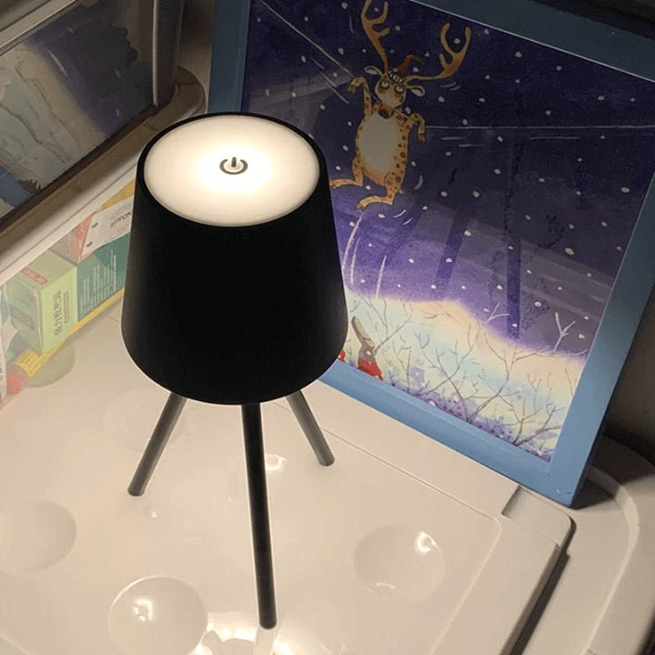 Oplaadbare Tafellamp op Statief met LED en Dimbare Touchfunctie – Modern Minimalistisch Ontwerp 3
