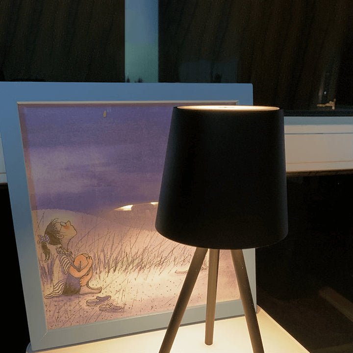 Oplaadbare Tafellamp op Statief met LED en Dimbare Touchfunctie – Modern Minimalistisch Ontwerp 5
