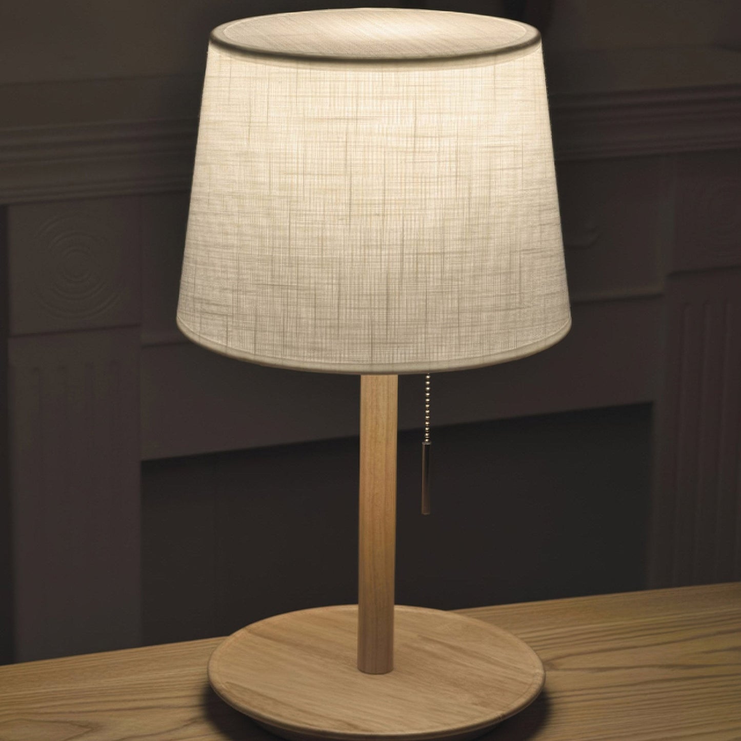 Scandinavische Walnotenlamp met Luxe Stoffen Kap – LED Verlichting voor een Serene Sfeer 9
