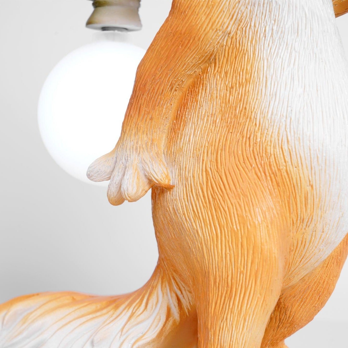 Schattige Eekhoorn Tafellamp met Warme LED Verlichting – Bruin en Groen, Perfect voor Woonkamer en Slaapkamer 5