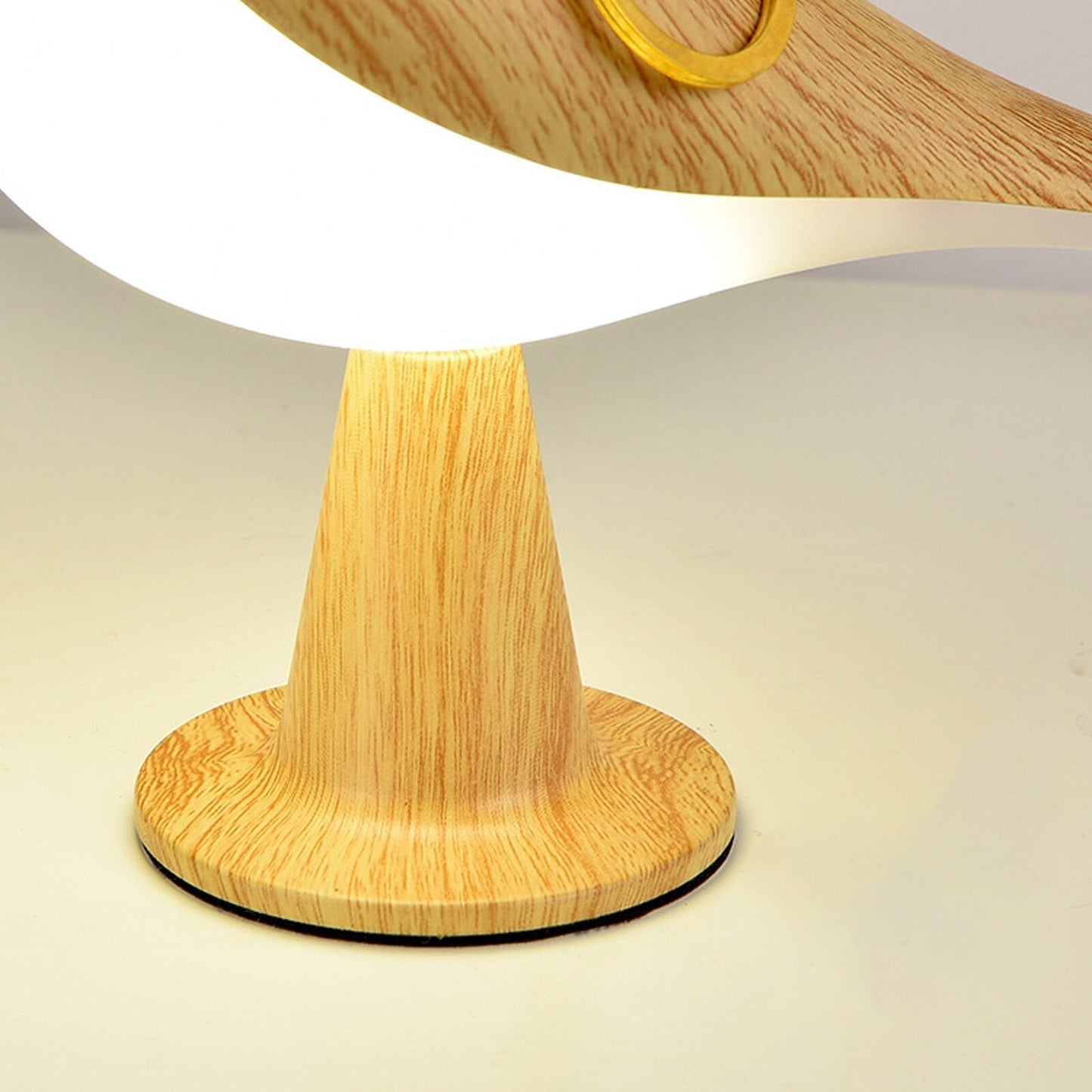 Stijlvolle Hanglamp met Vogelmotief en LED Verlichting – Elegante Interieurverlichting voor Elke Ruimte 4