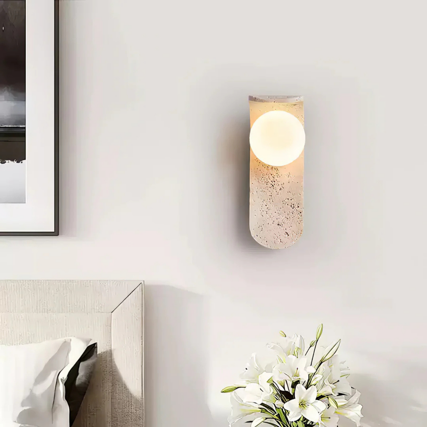 Travertin Wandlamp met Opaalglas – Tijdloos Design en Natuurlijke Warmte 5