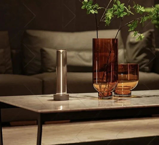 Dæmpbar Touch Bordlampe Sort med LED-design - Moderne Natbordslampe til Stemningsbelysning og Skrivebordslampe