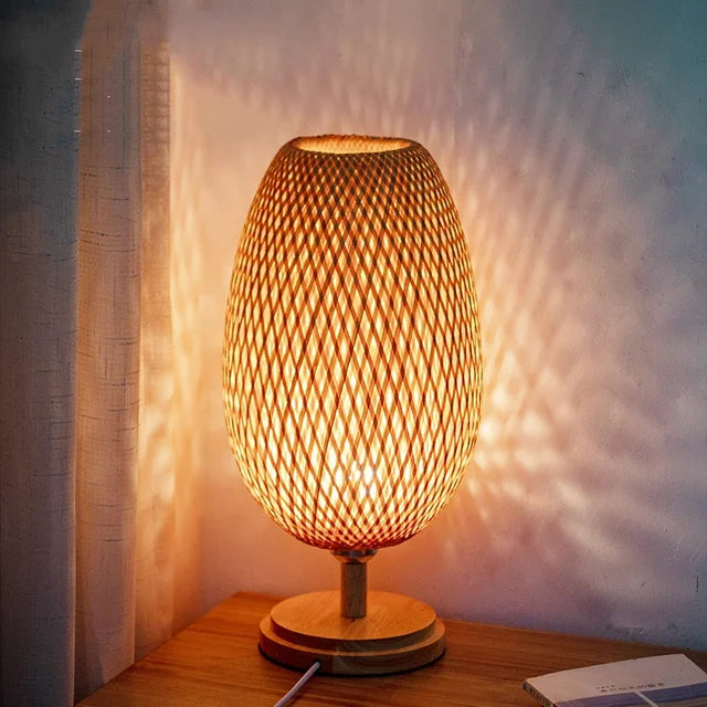 Vintage Bamboe Tafellamp – Rustiek Design voor Warme Sfeer in Woonkamer en Slaapkamer