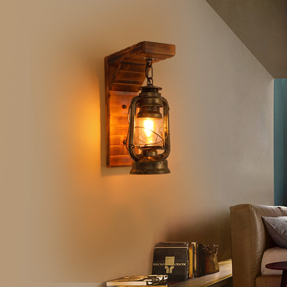 Vintage Wandlamp Austin met Metaal en Hout – Retro Lantaarnontwerp voor Woonkamer 2