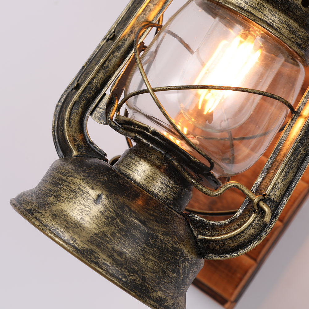Vintage Wandlamp Austin met Metaal en Hout – Retro Lantaarnontwerp voor Woonkamer 7
