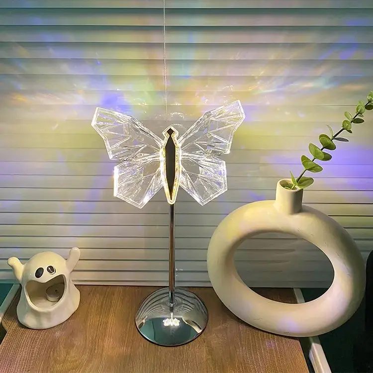 Vlinder Kristallen Tafellamp met LED Verlichting – Elegante Decoratieve Lamp voor Slaapkamer en Woonruimte 5