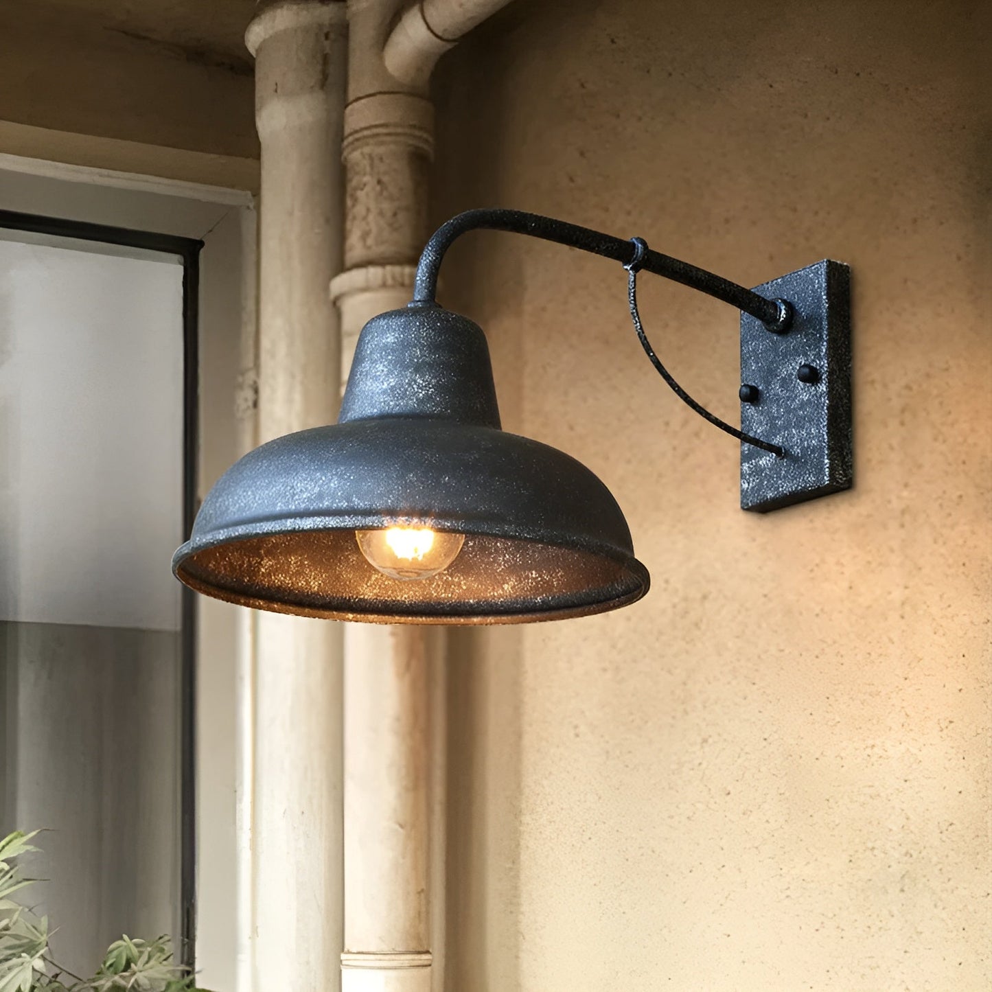 Wandlamp Zwart van IJzer – Vintage Muurlamp voor Binnen en Buiten, Duurzaam Ontwerp voor Elegante Verlichting 5