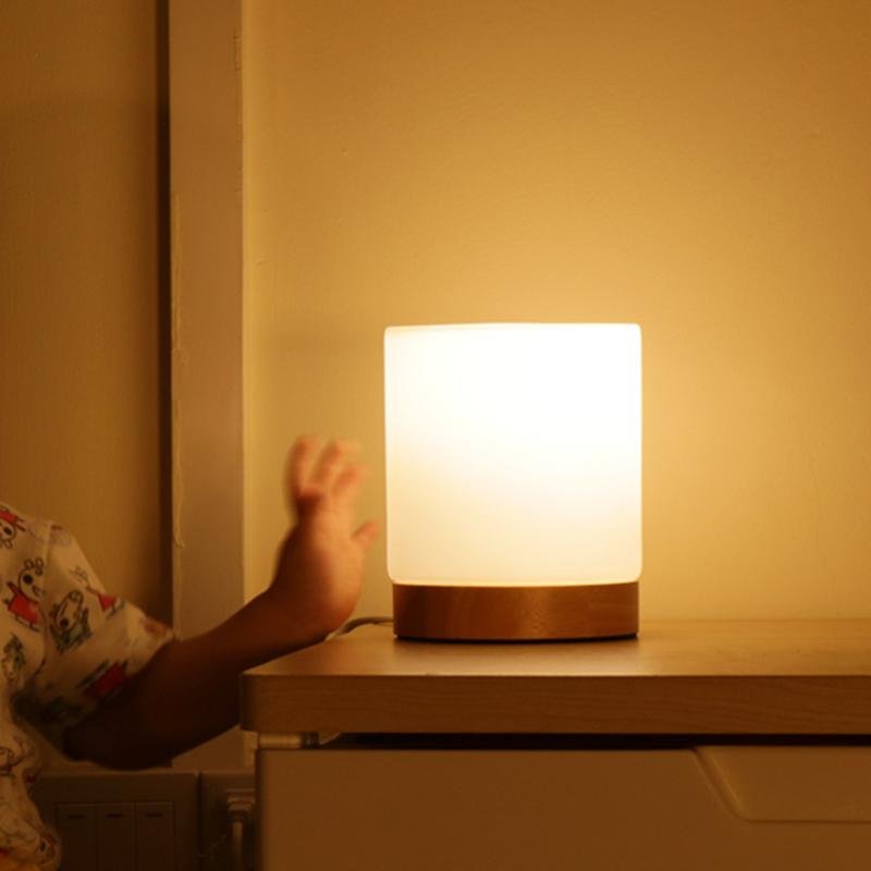 Mini Glazen Tafellamp met Touch-Activatie en 360-Graden Verlichting – Elegant en Compact voor Sfeer en Lezen