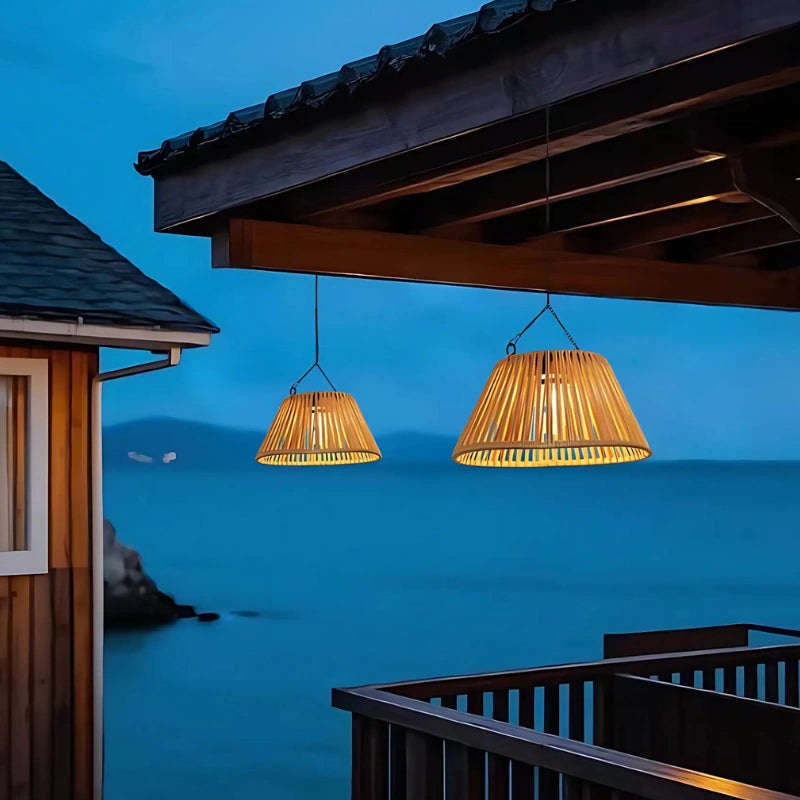 Zonne-energie Tuinlantaarn met USB-oplaadbare Back-up – Weerbestendig Faux Rattan Ontwerp met Automatische Schemeringssensor 3