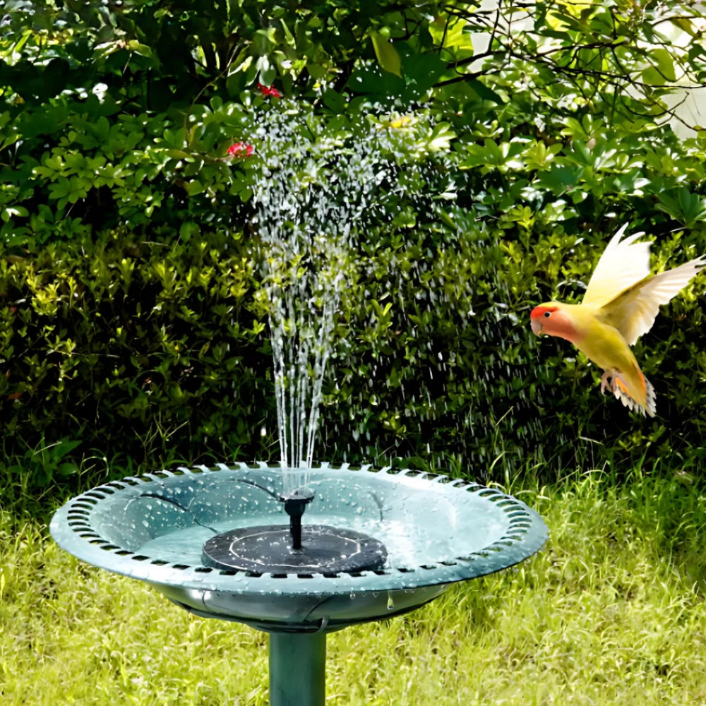 Zonne-energie Waterfontein met 7 Sproeipatronen en Automatische Verlichting voor Tuin en Terras 0
