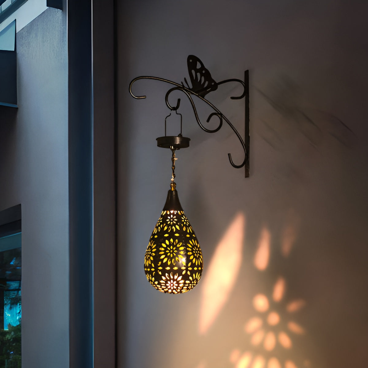 Zwarte Waterdichte Buitenlamp op Zonne-energie – Duurzame Solar Wandlamp voor Sfeervolle Verlichting Buiten 6