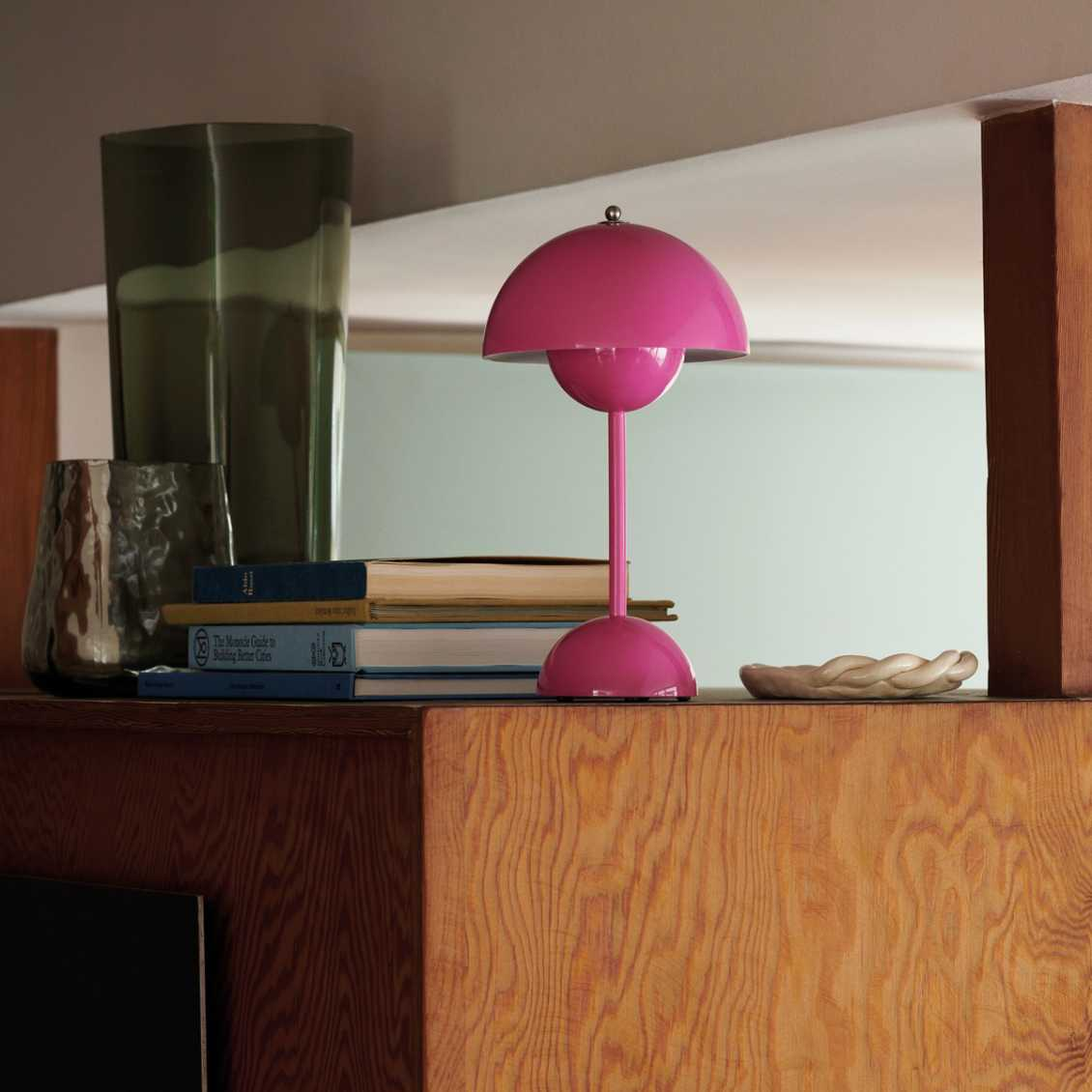 Variant image for Oplaadbare Tafellamp met Aanraakbediening en Warm Witte LED Verlichting – Modern Nachtkast Lampje op Batterijen-9