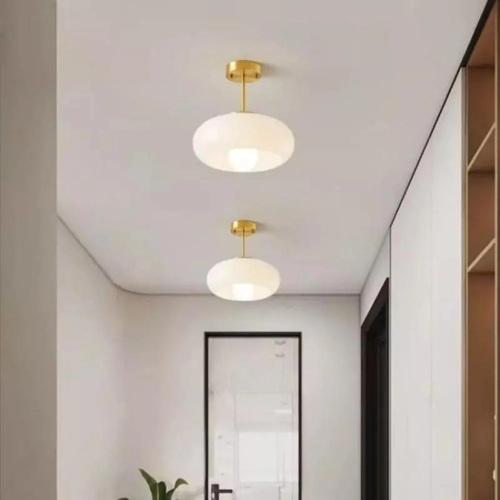 Scandinavische plafondlamp van Hoogwaardige Messing en Glas