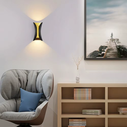 Moderne LED-væglampe til udendørs brug med vandtæt design og energieffektiv belysning