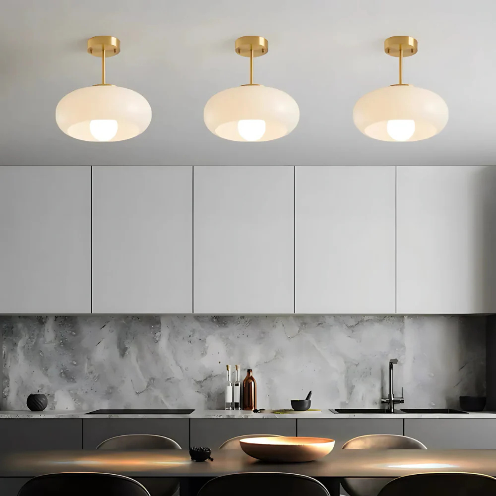 Scandinavische plafondlamp van Hoogwaardige Messing en Glas