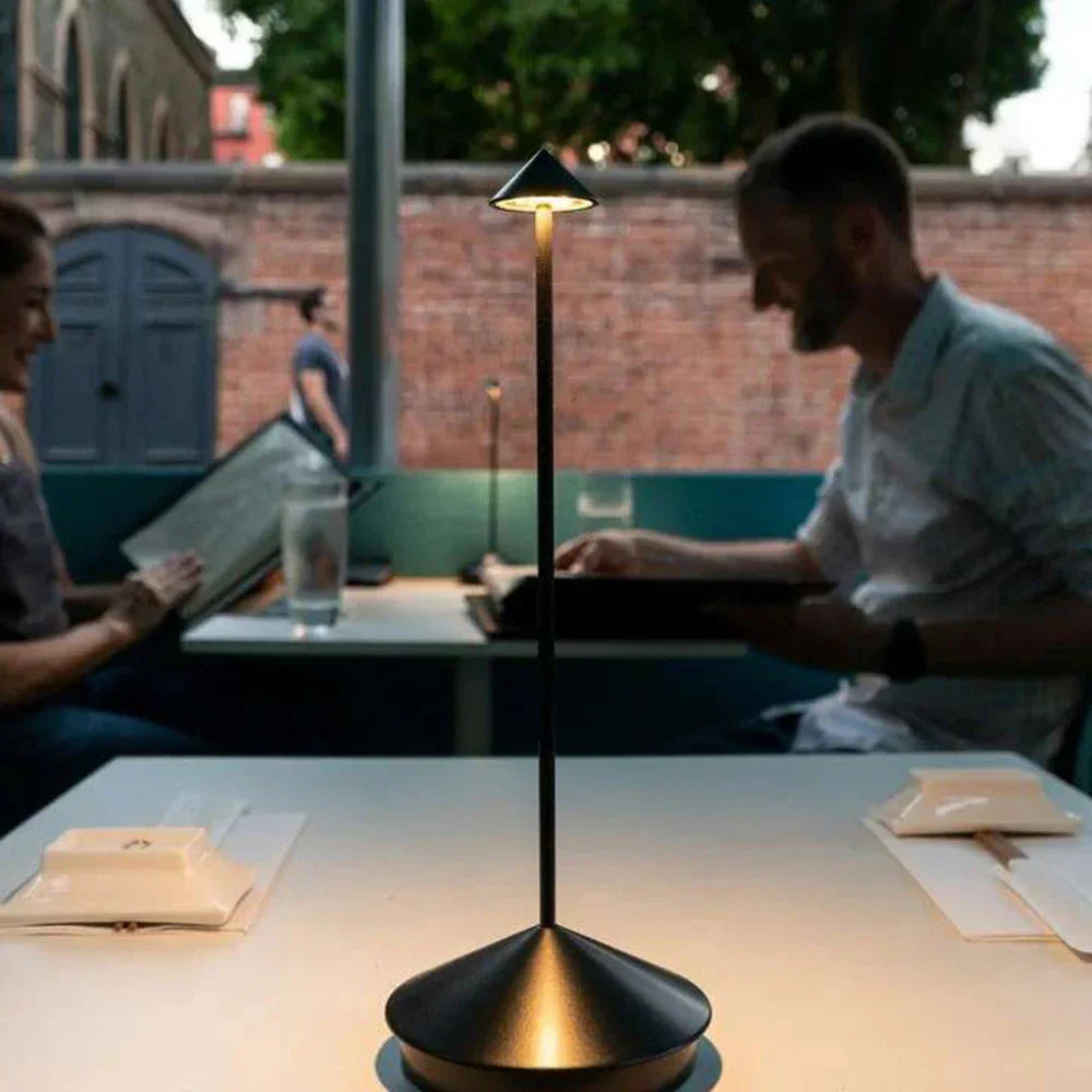 Artistieke Oplaadbare Tafellamp met Dimbare LED Verlichting – Draadloze Design Lamp voor Eetruimte